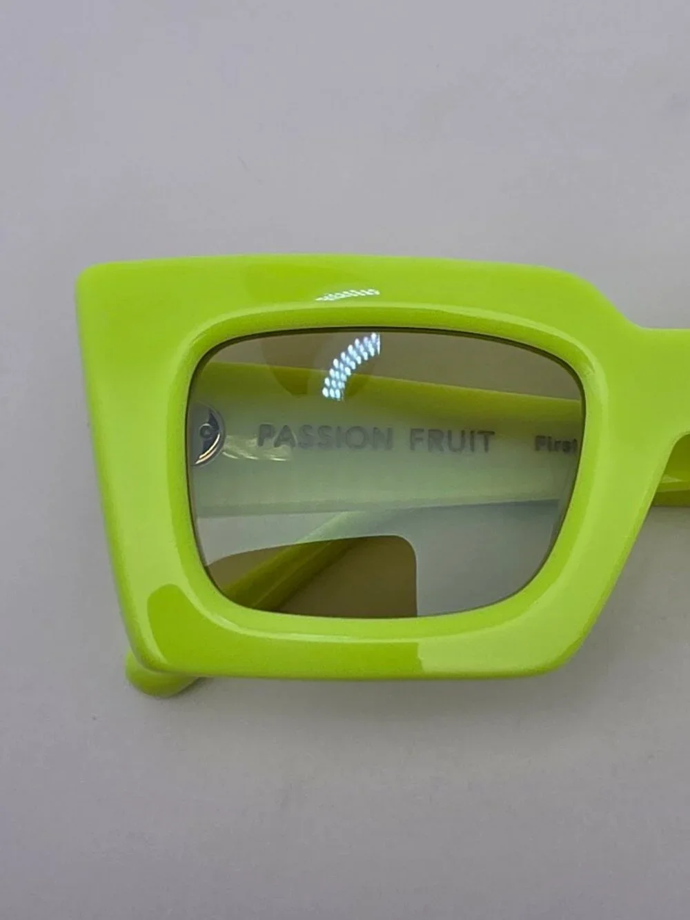 Apercu x Avry Passion Fruit First Edition Neon Green Frame Green Lens Sungalsses